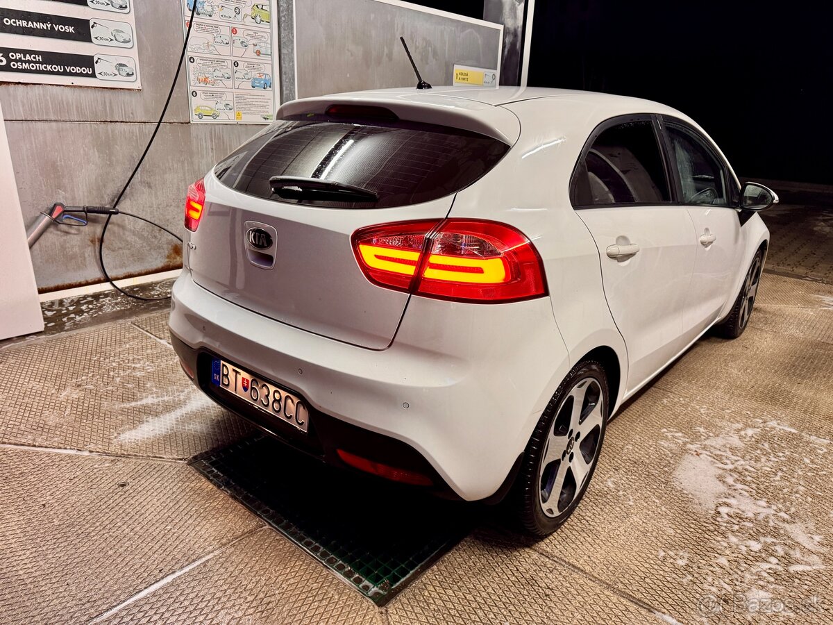 Kia Rio 1.4 CVVT, r. 2014 – benzín, manuál - 4