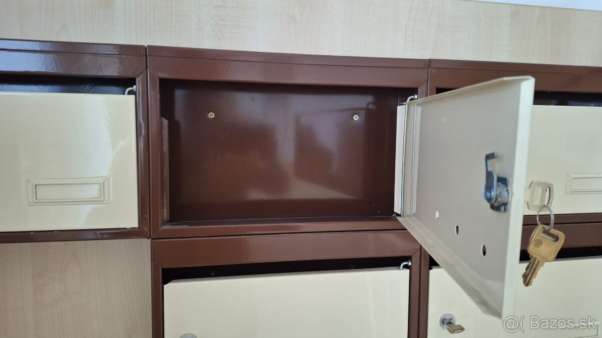 Poštové schránky pre bytový dom - 4