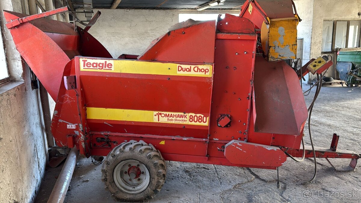 Drvič balíkov slamy Teagle Tomahawk 8080 - 4