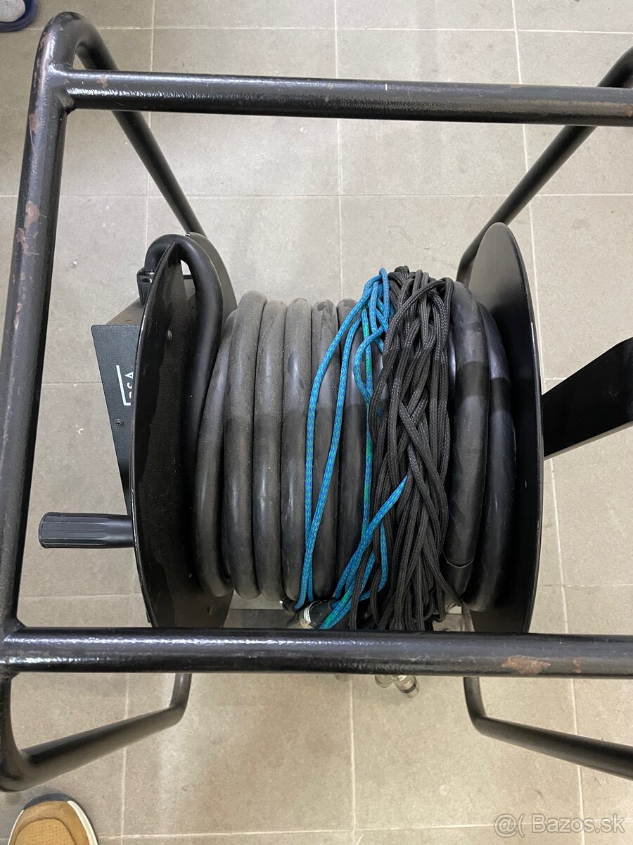 Bespeco multikábel BSA2408L25 - 4