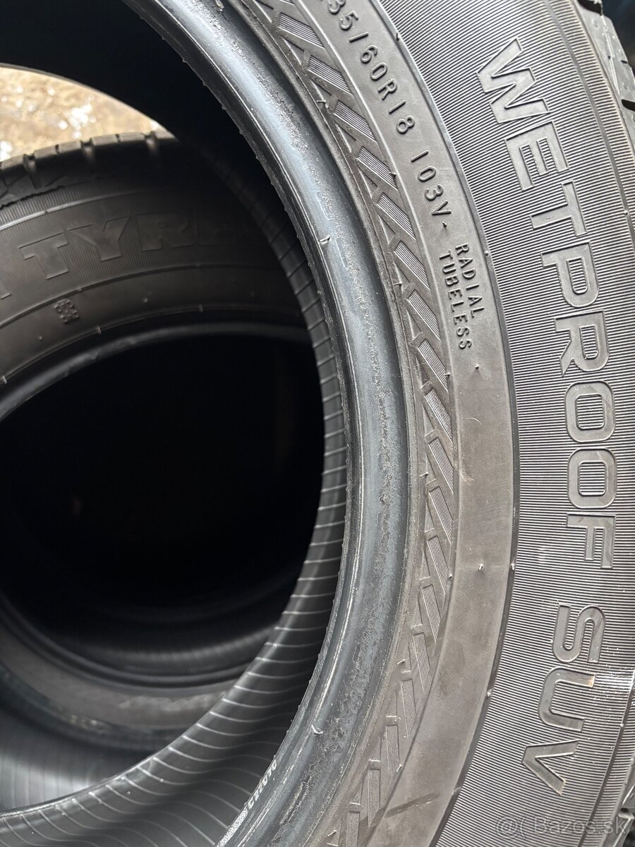 235/60 R18 Nokian letne - 4