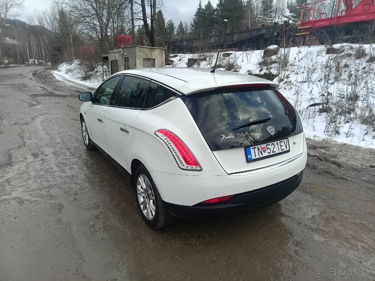 Lancia Delta 1.4 T-jet - 4