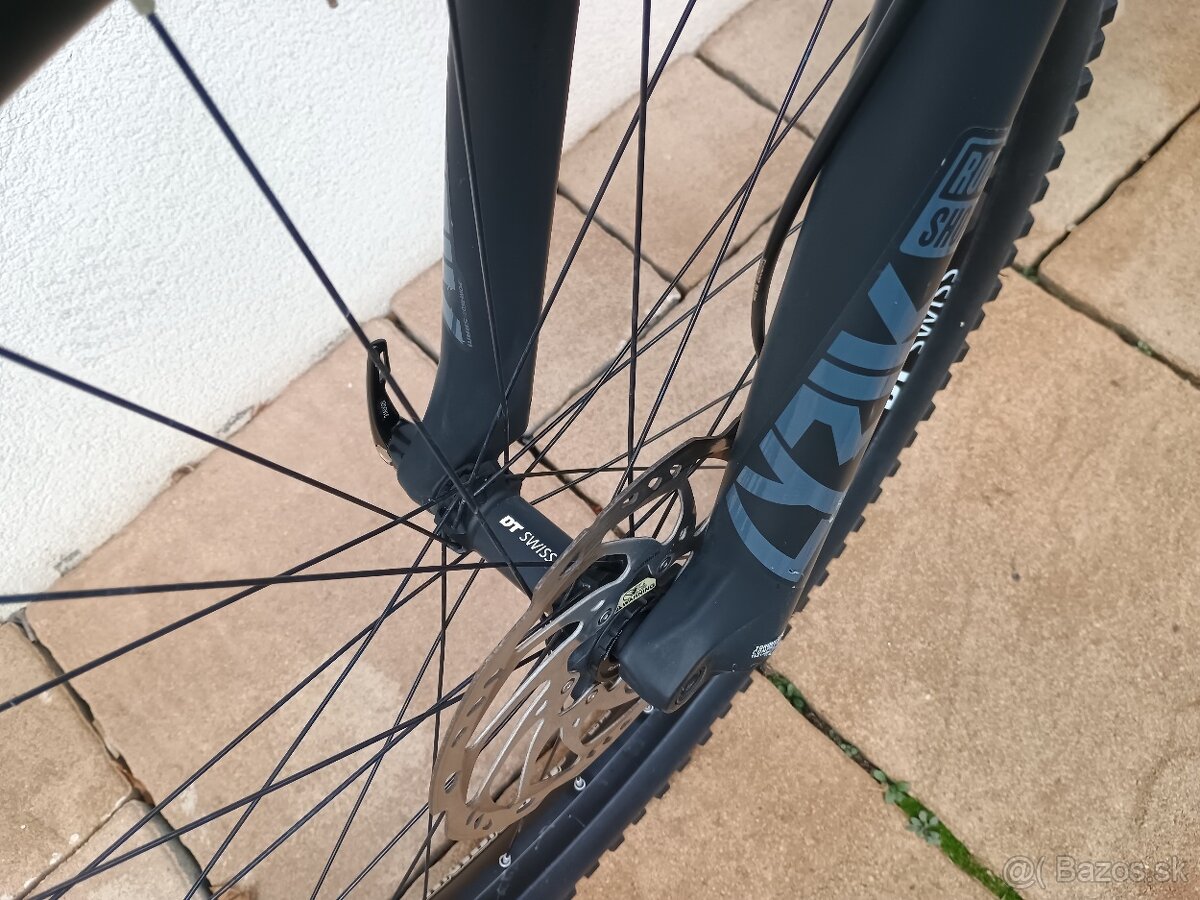 Canyon Spectral ON CF7 2021 4200km - 4