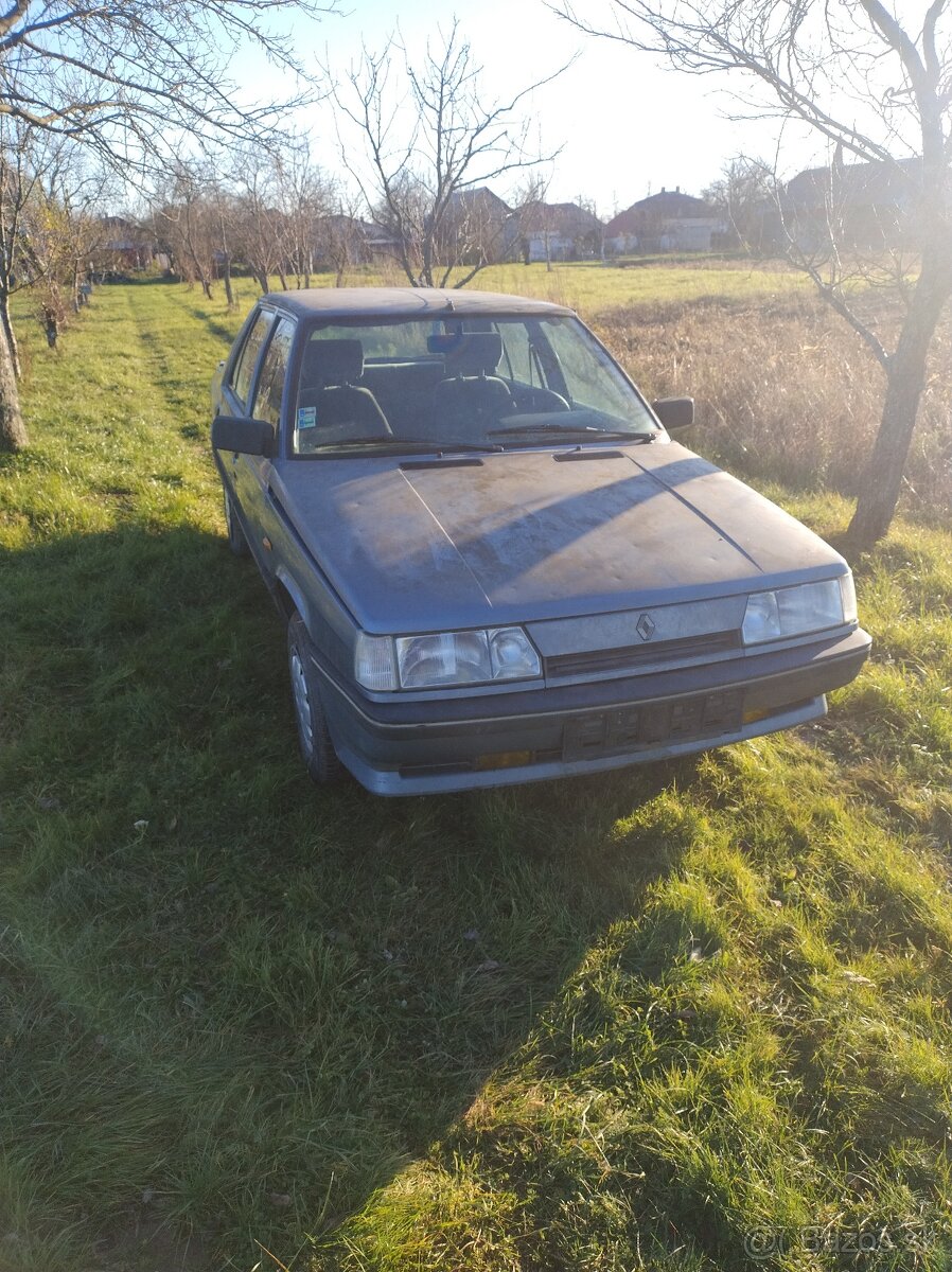 Predám Renault 9 - 4
