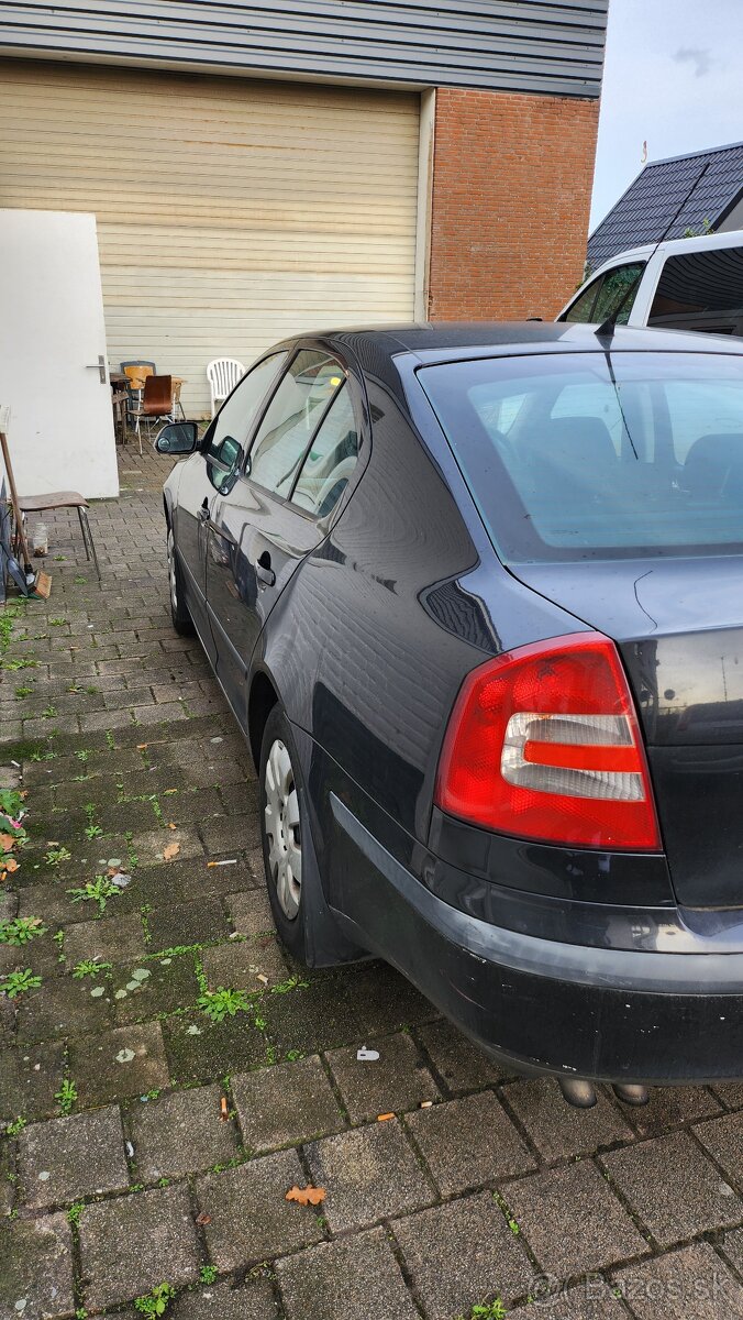 Skoda octavia 2 1.9tdi BXE nahradne diely - 4