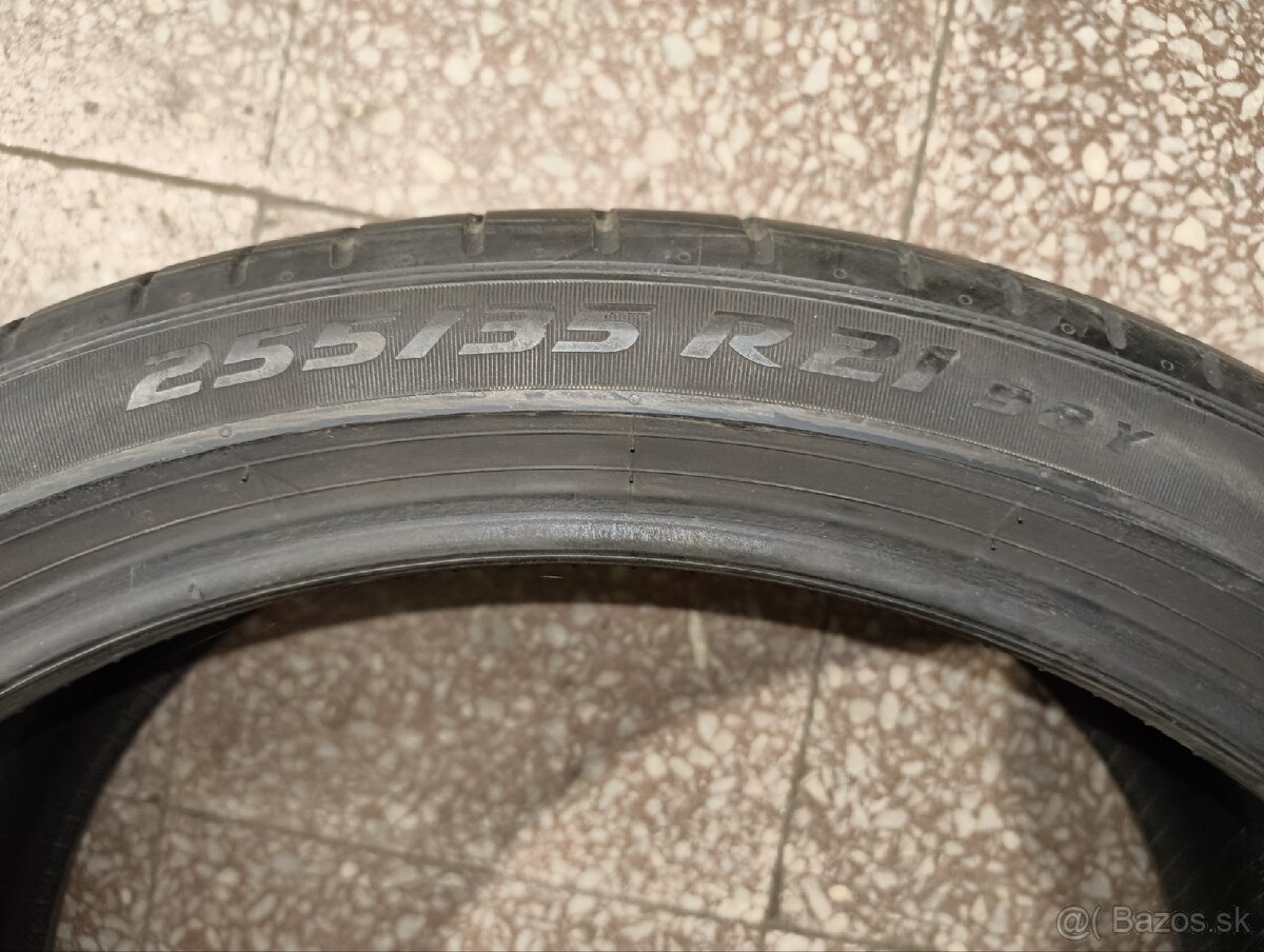 255/35r21 Pirelli 2ks - 4