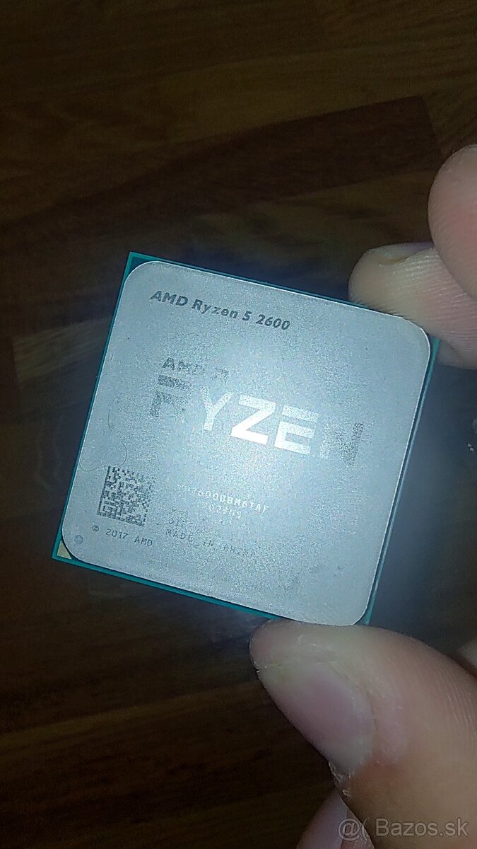 AMD Ryzen 5 2600 - 4