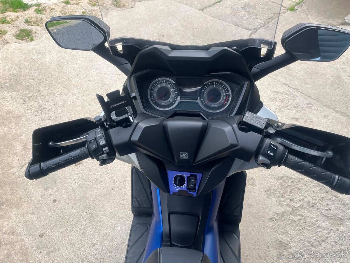 Predam honda forza 125 - 4