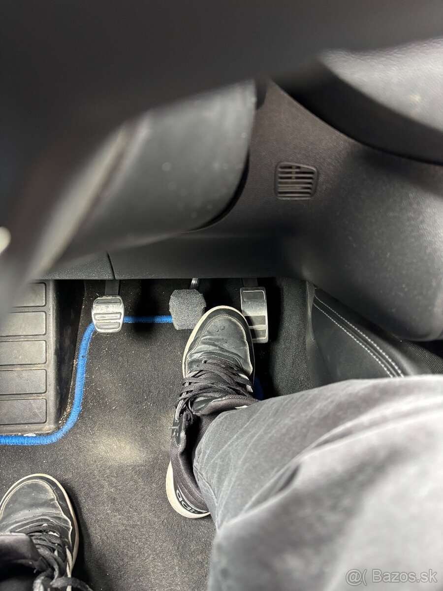 Pedal spacer focus mk4 - 4