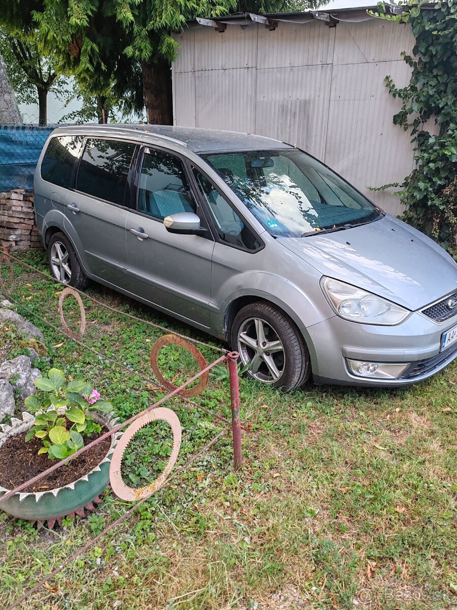 Predám Ford Galaxy 2006 - 4