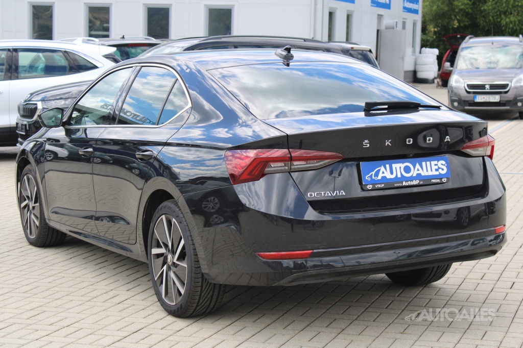 Škoda Octavia 2,0 TDi 85 kW ACTIVE - 4