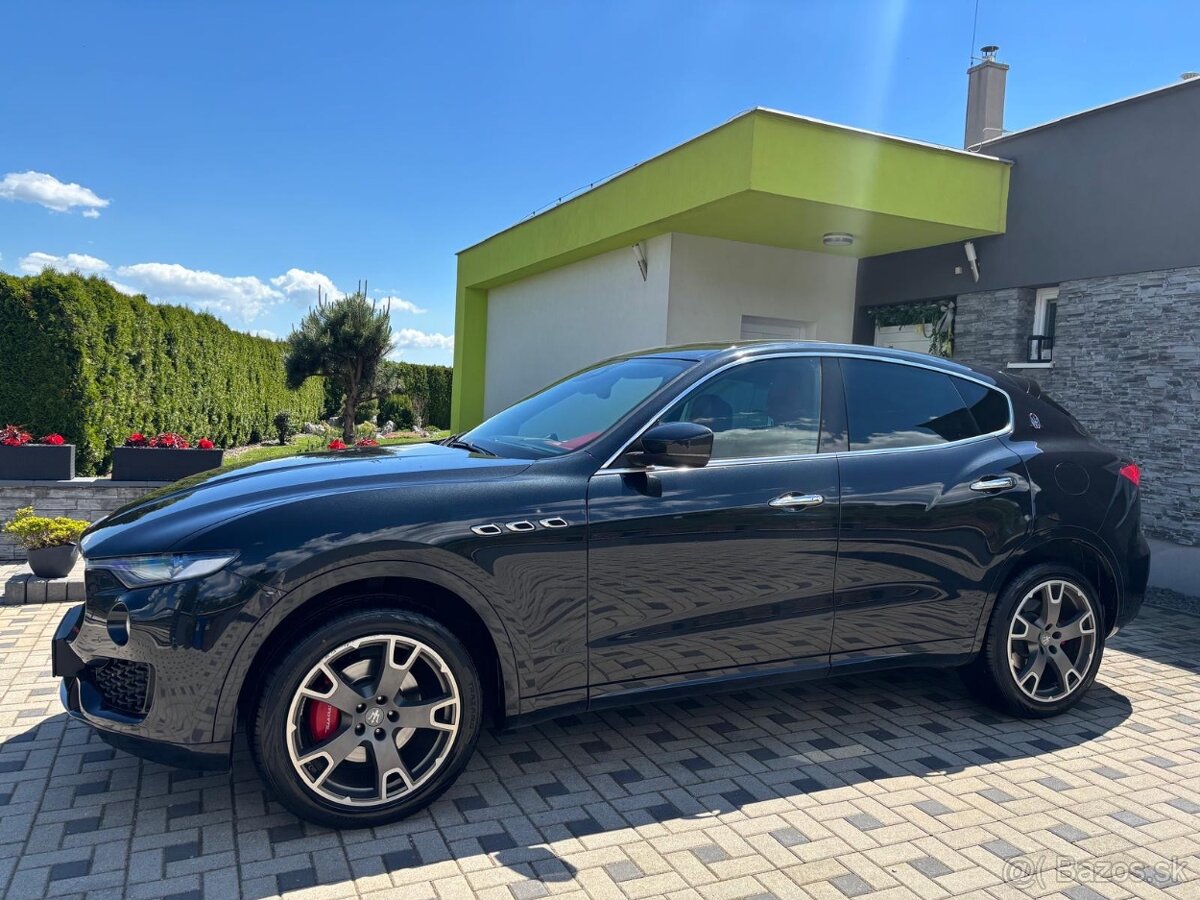 Maserati Levante - 4