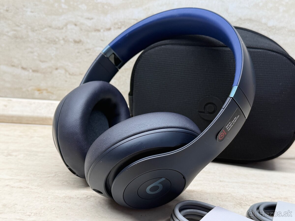 Beats Studio Pro Blue - 4