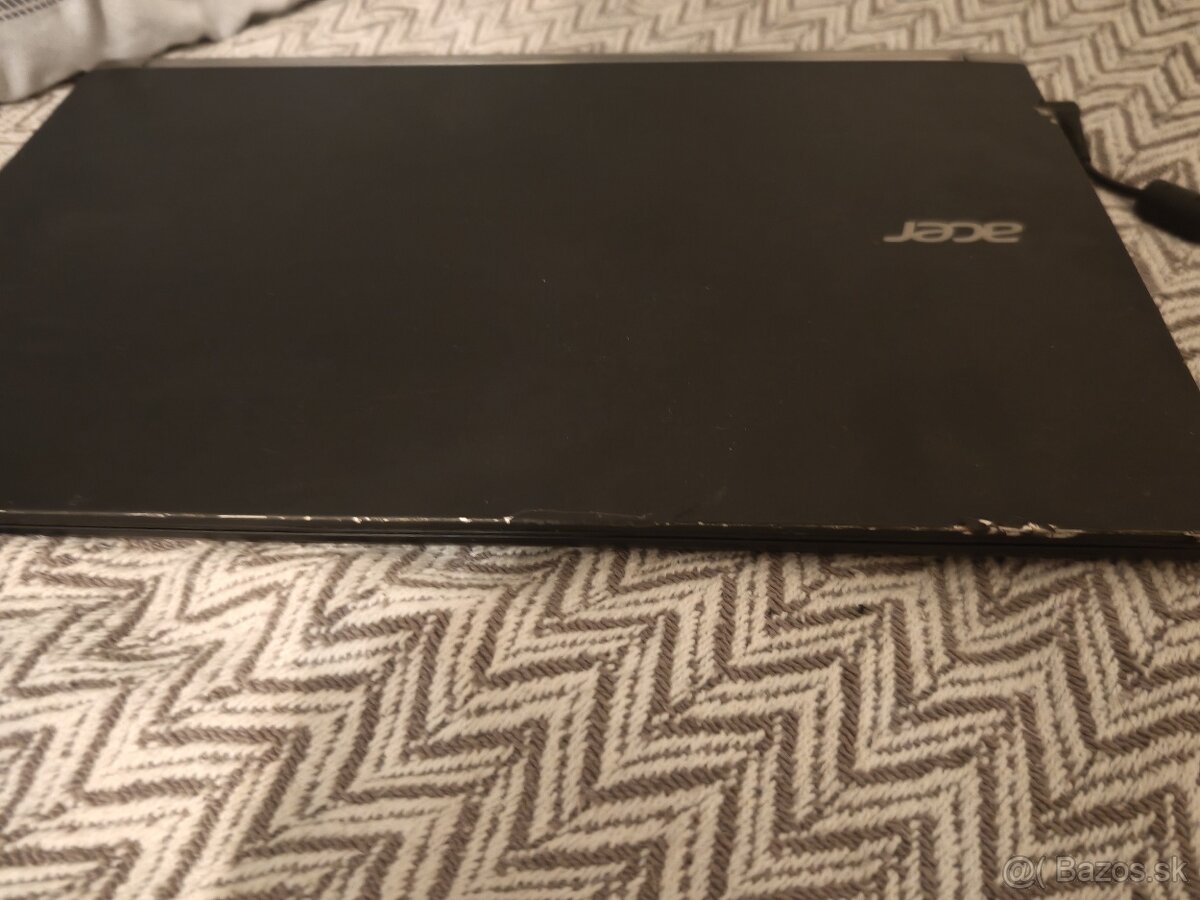 Acer V15 Nitro - 4