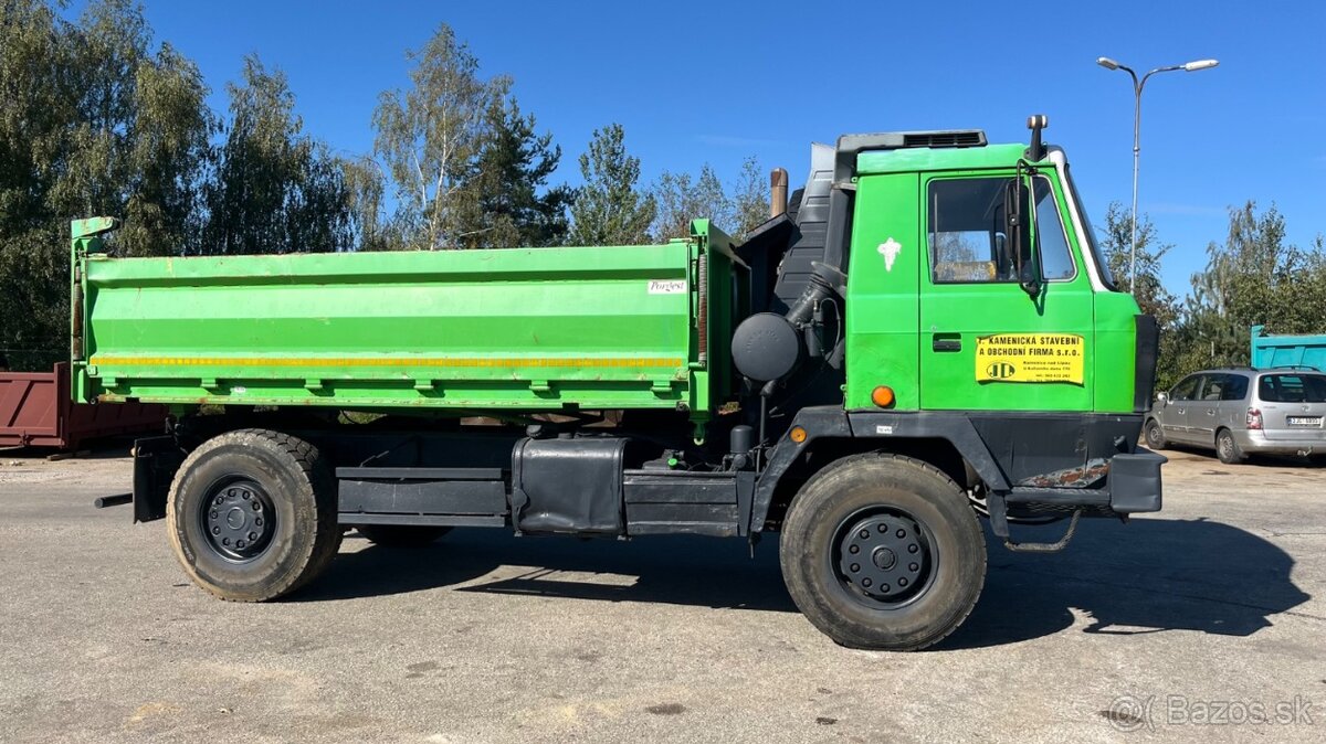 TATRA T815 4X4 - 4