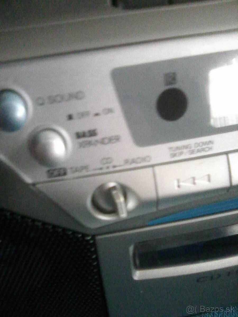 Predám retro rádiomagnetofon SANYO. - 4
