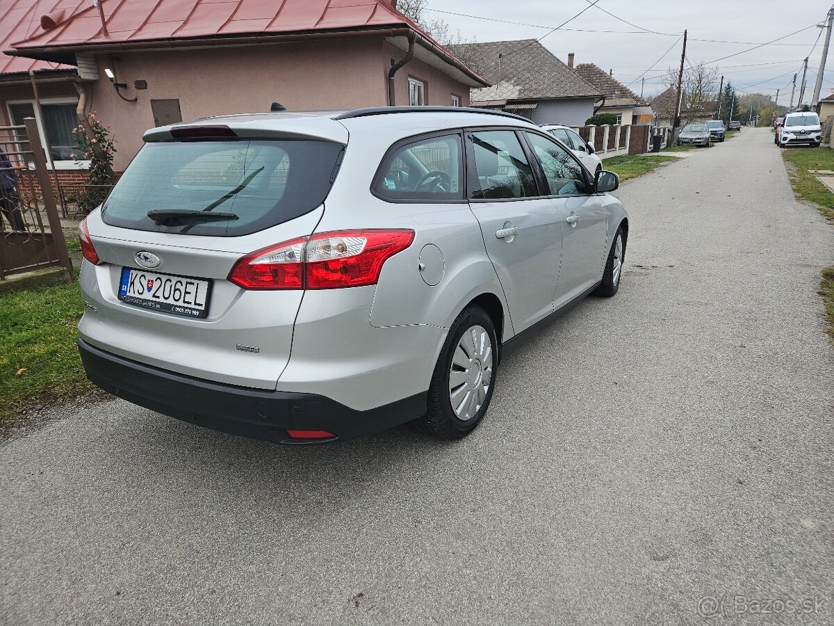 Ford Focus Kombi 1.6 TDCi, 85 KW - 4