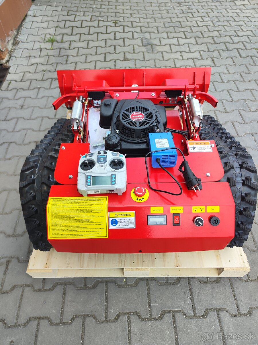 Nová svahová sekačka s pásy na dálkové ovládání - 4