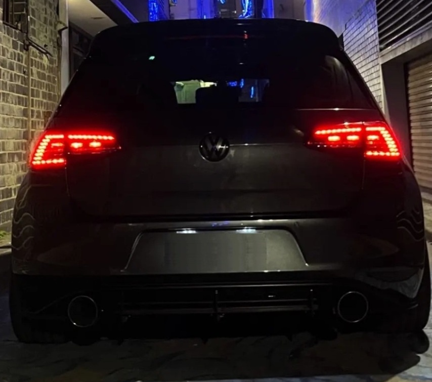 Leštená Nerezová univerzálna koncovka výfuku Logo Akrapovič - 4