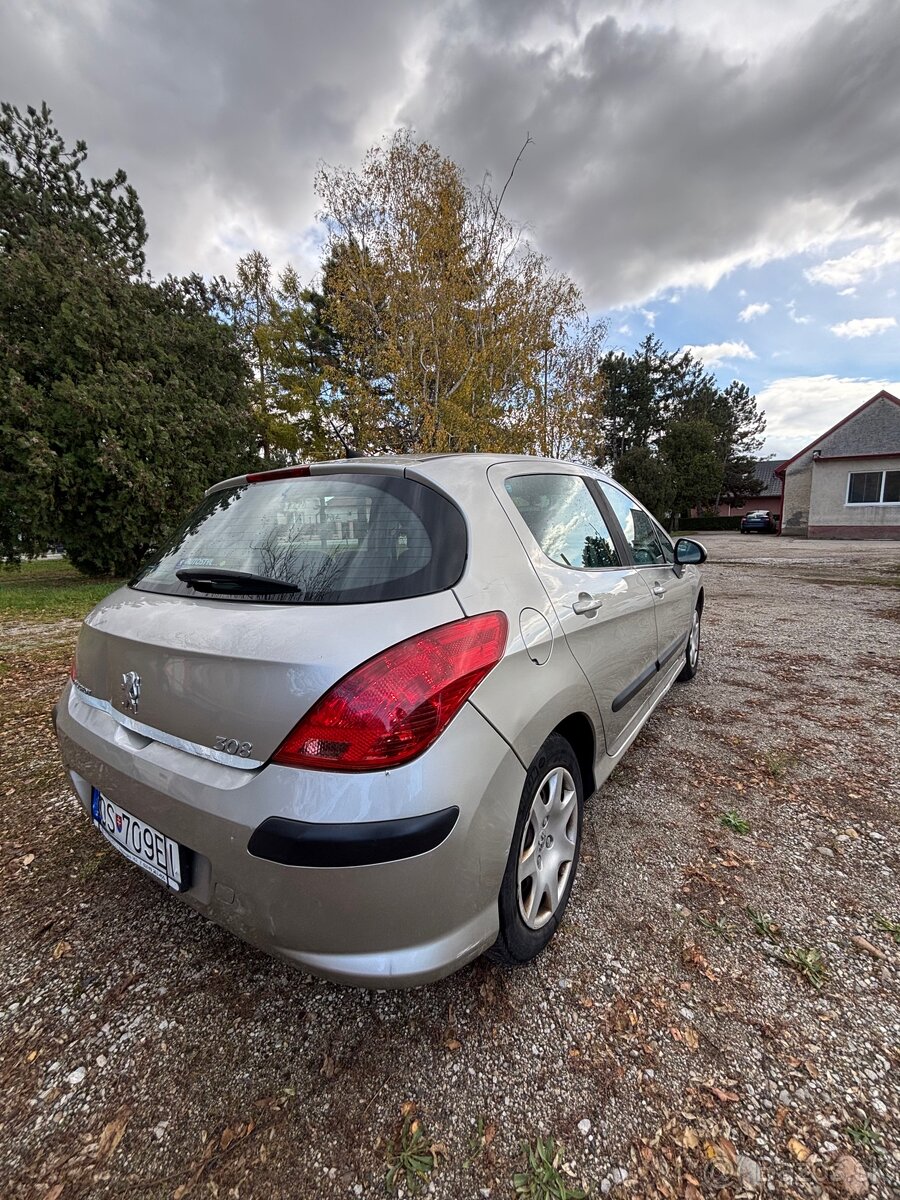 Peugeot 308 1.6 HDi (2008) - 66kW - 4