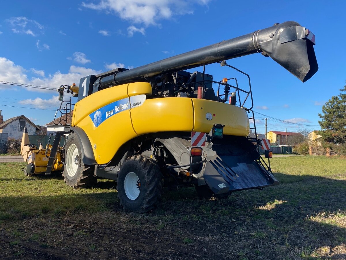 New Holland CR - 4