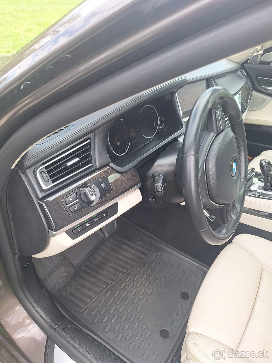 Bmw 750i x drive F01 facelift - 4