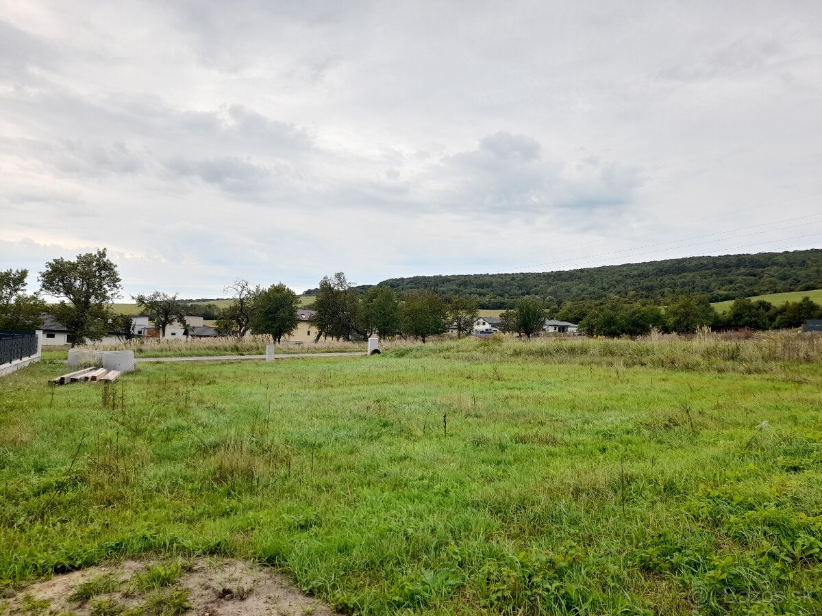 Na predaj stavebný pozemok Beniakovce - 4