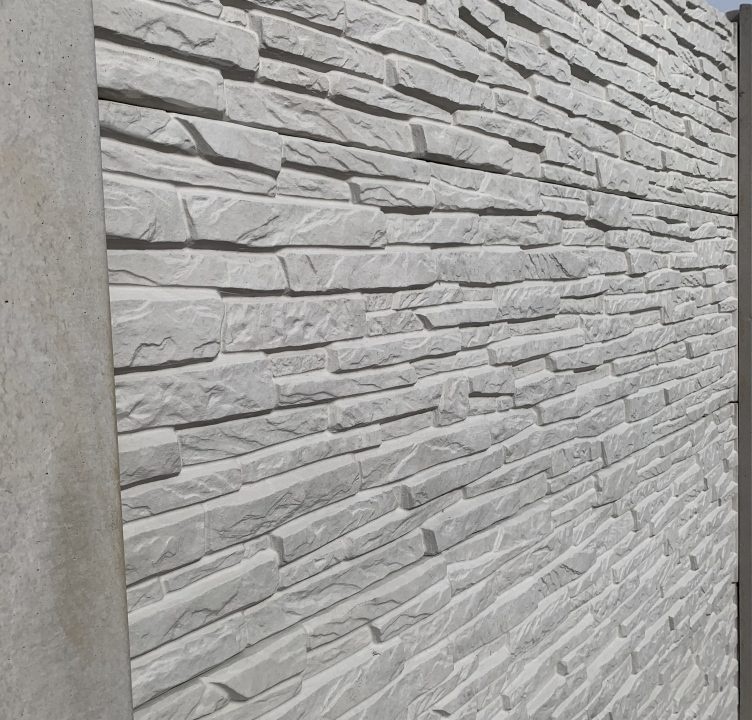 Predám betónové plotove platne a stĺpy - 4