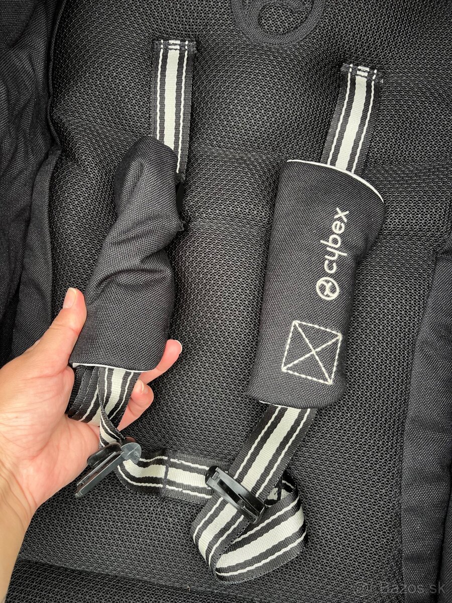 Cybex eezy S+2 - 4