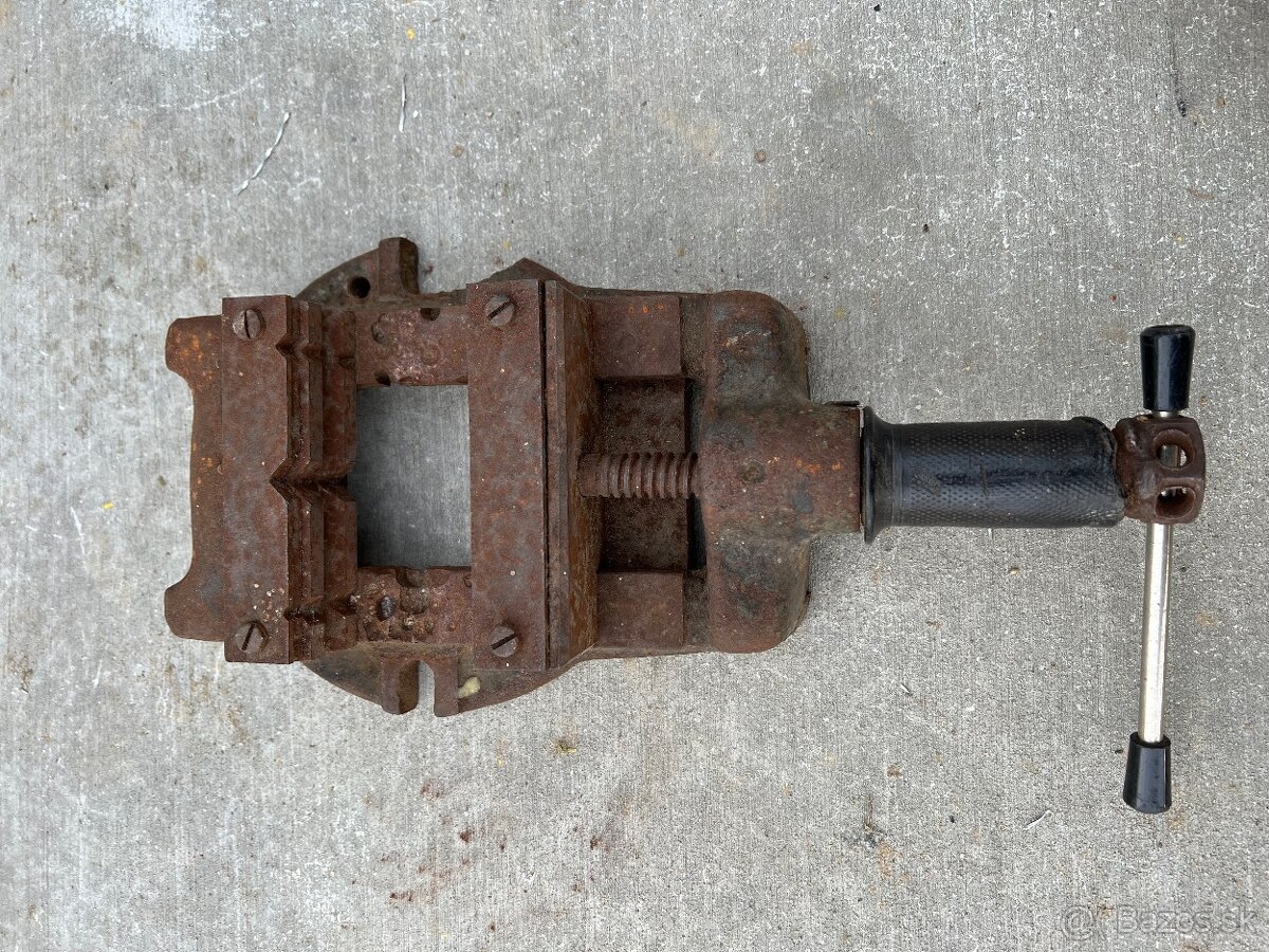 Zverák ku vrtačke - 4