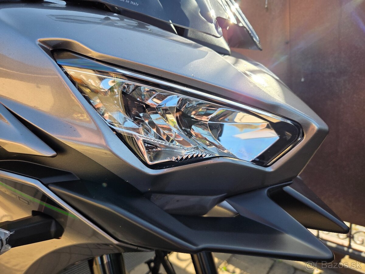 Kawasaki Versys 650 - 4