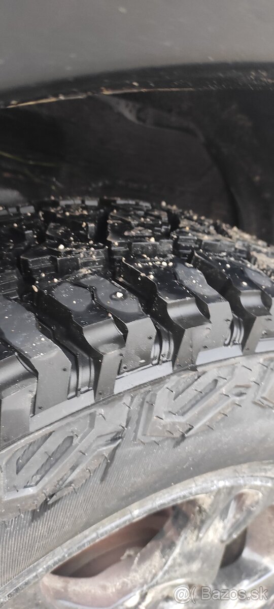 Pneumatiky KUMHO 275/70 R16