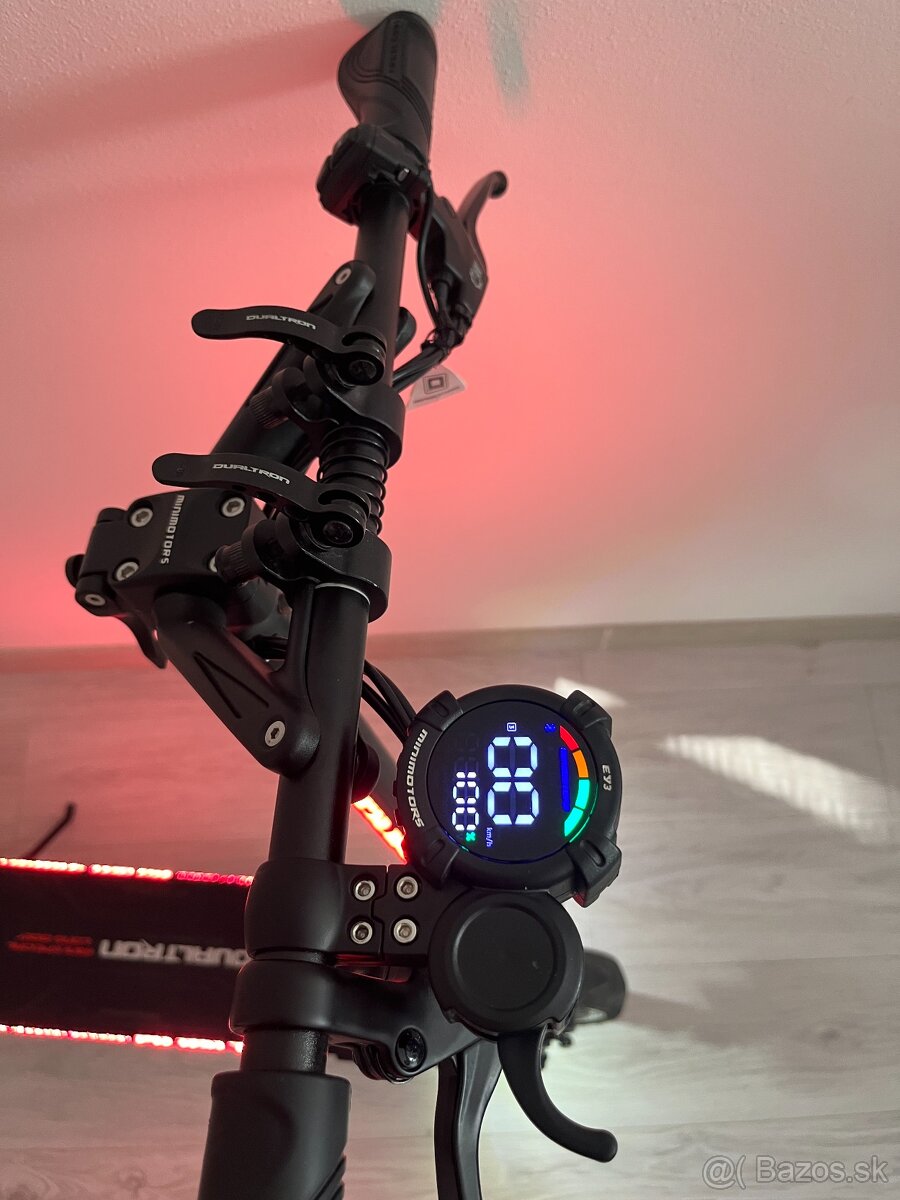 Elektrická kolobežka Dualtron Mini Spc. Long Body Dual motor - 4