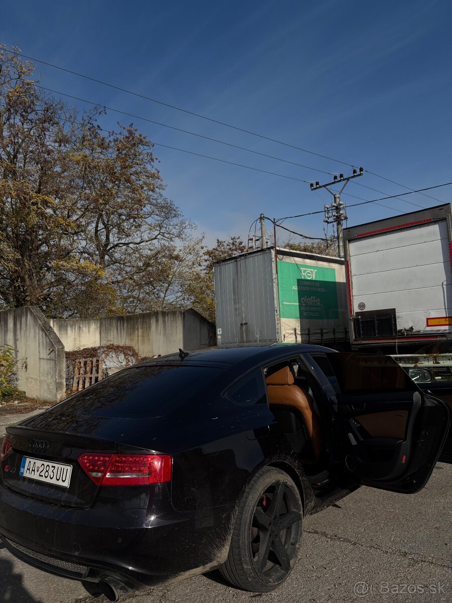 Audi A5 Sportback 3.0 TDI quattro – RS vizuál, športové výfu - 4