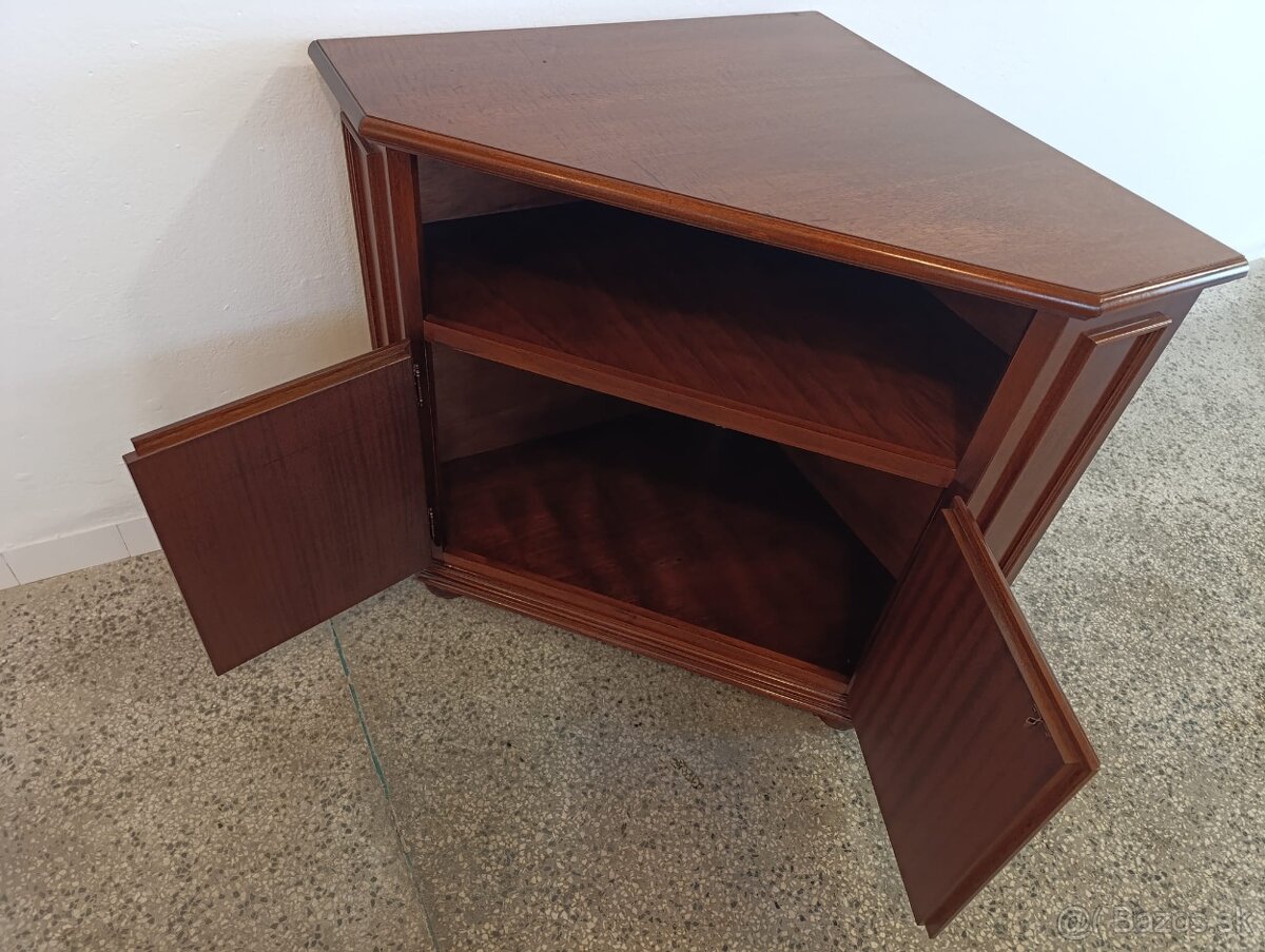 Rustikální rohová komoda, nábytek z masívu - 4