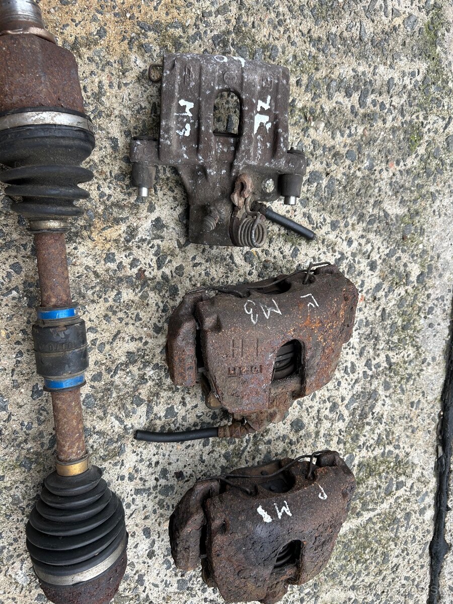 Mazda 3 BK diely - 4