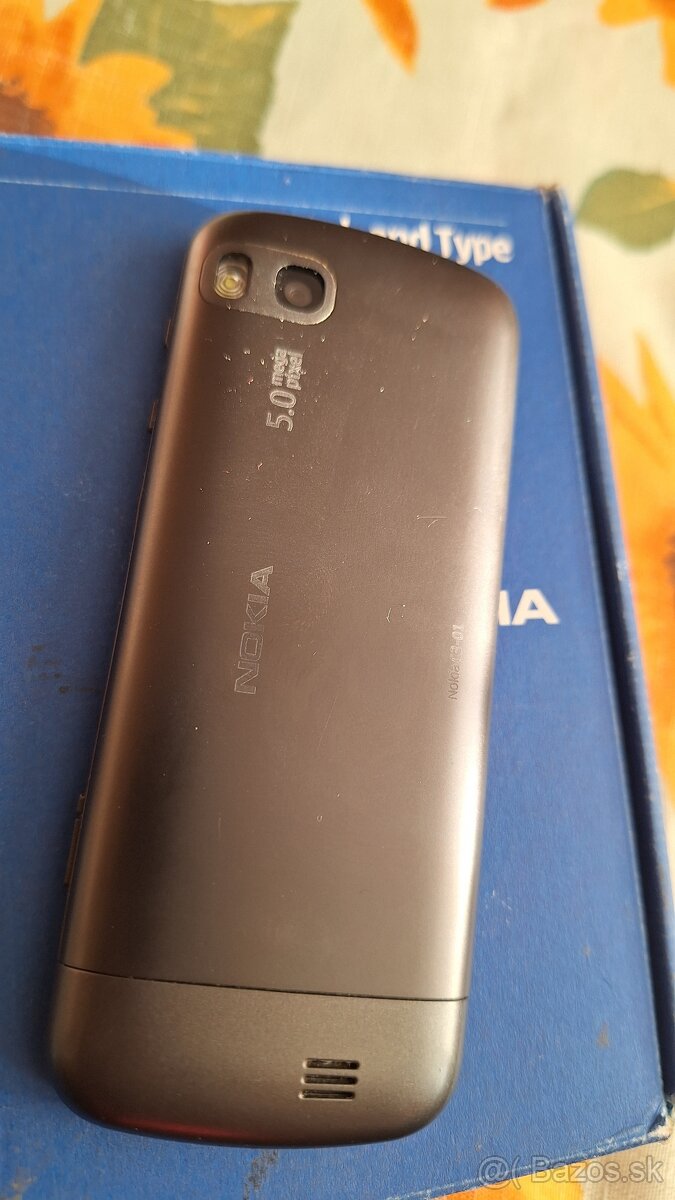 Nokia C3-01 šedá top stav - 4