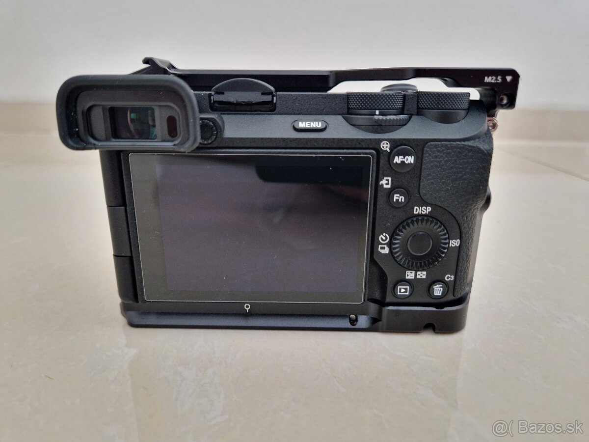 Sony a6700+príslušenstvo - 4
