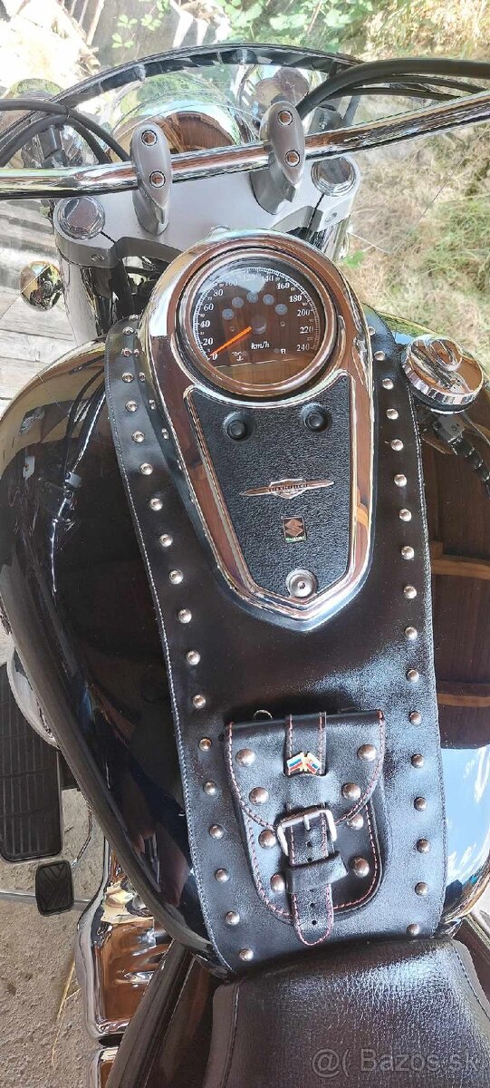 Suzuki Intruder 1800 VLR - 4