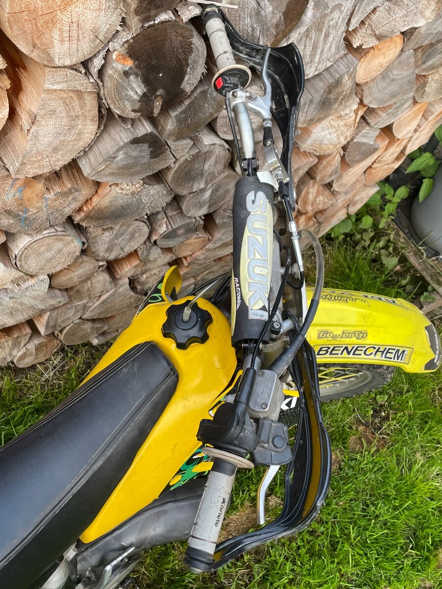 Suzuki rm 125