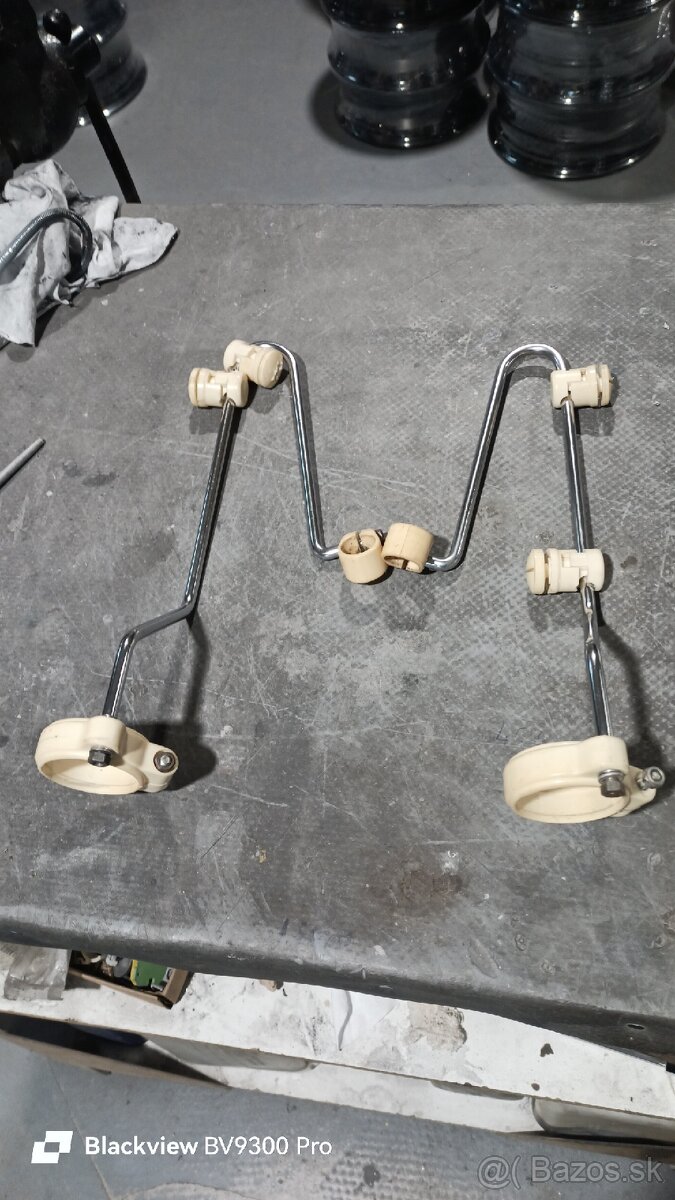 Jawa držiaky plexiskla - 4