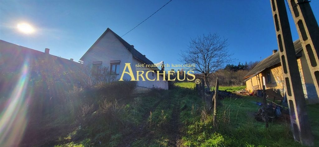 MAĎARSKO - GAZDOVSKÝ RODINNÝ DOM – OBEC SZEMERE - 4