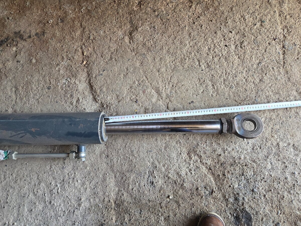 Hydraulicky valec - 4