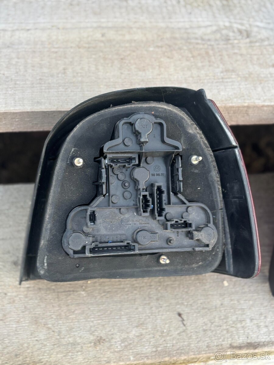 Zadné svetla VW golf 3 - 4