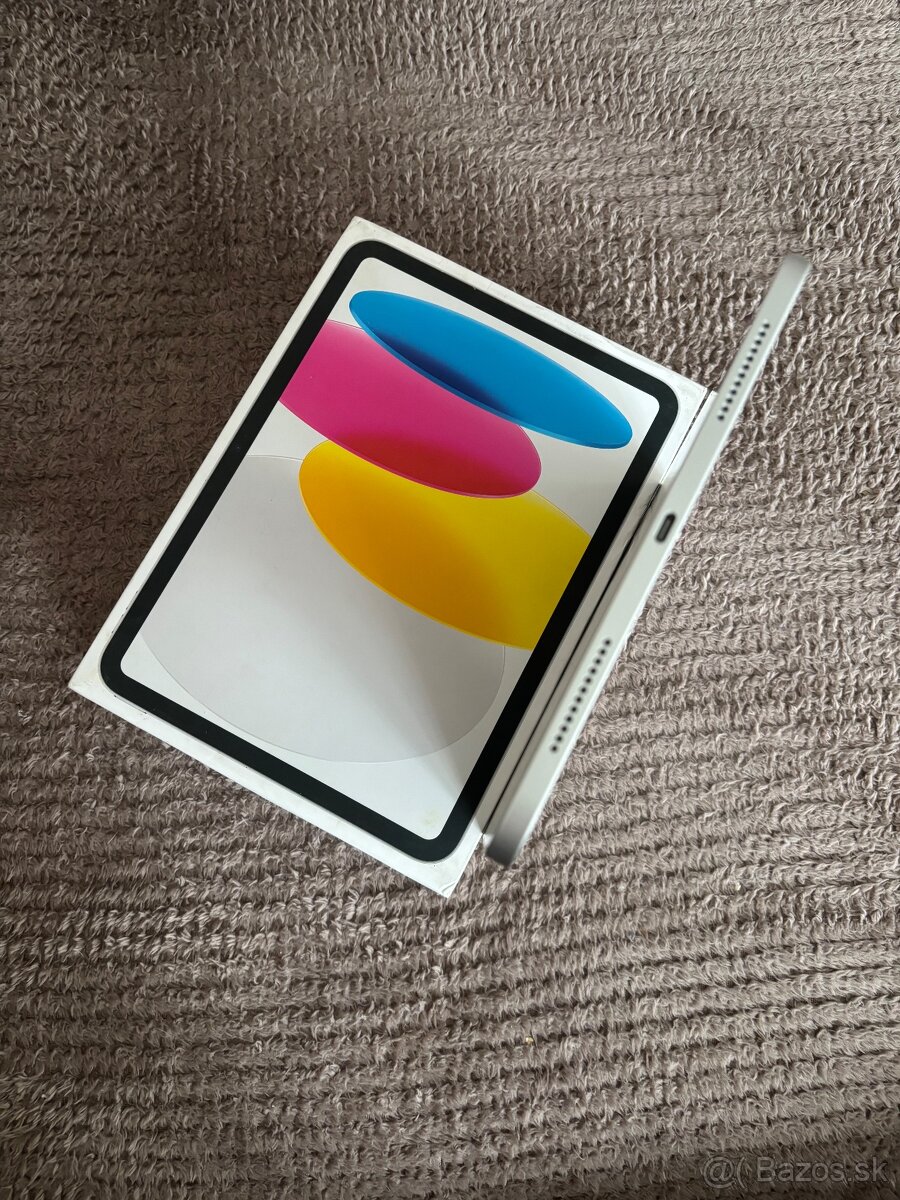 Apple iPad 256GB Wi-Fi Silver. Ako nový - 4