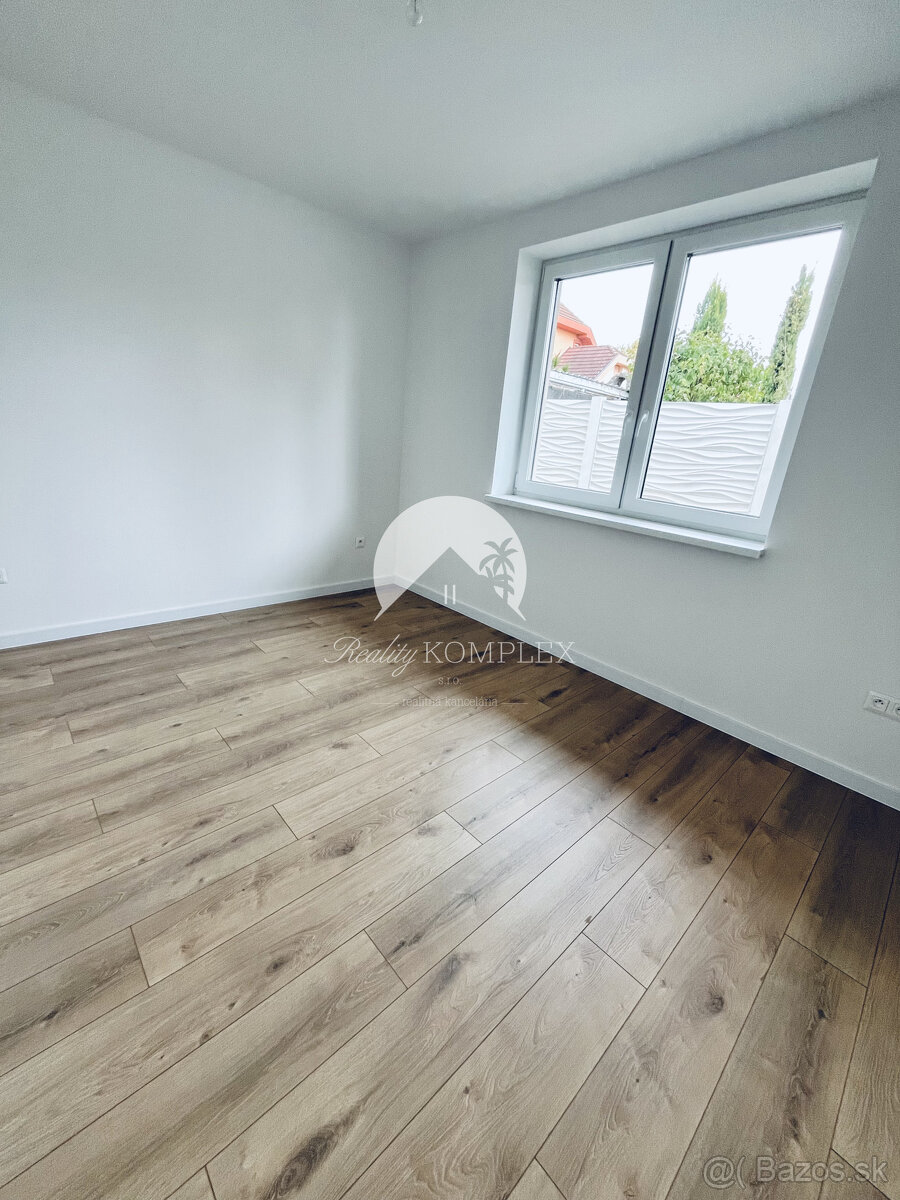 Reality KOMPLEX s.r.o., Vám ponúka na predaj moderný 4-izbov - 4