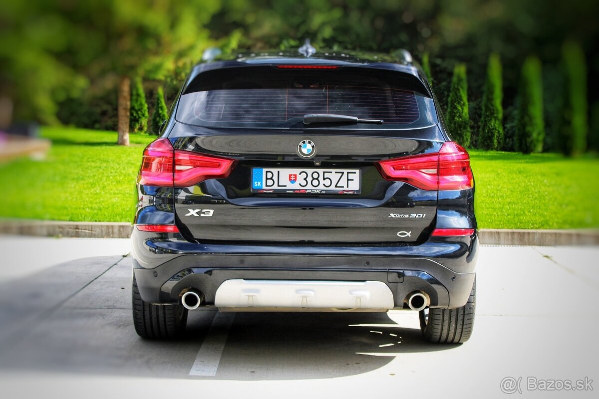 BMW X3 xDrive30i xLine A/T - 4
