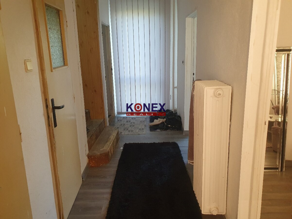 NA PREDAJ Poschodový rodinný dom v obci Senné - 4