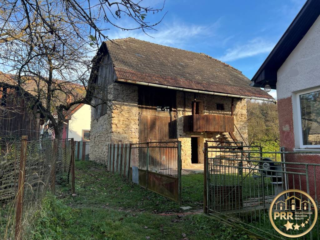 CHALÚPKA s pozemkom 456m2 v podhorskej obci Závada p/Č.vrcho - 4