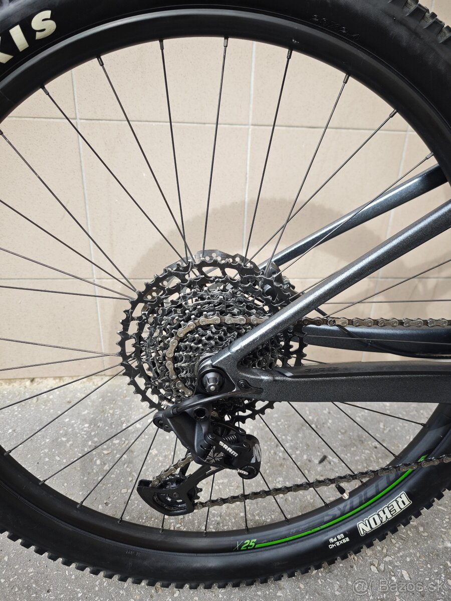 Celoodpruzeny Scott Spark 970 XL - 4